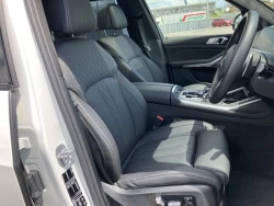 BMW X7 8