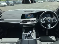 BMW X7 2
