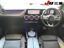MERCEDES BENZ EQA 4