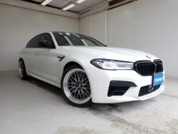 BMW M5 0