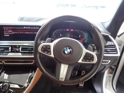 BMW X5 SERIES 8